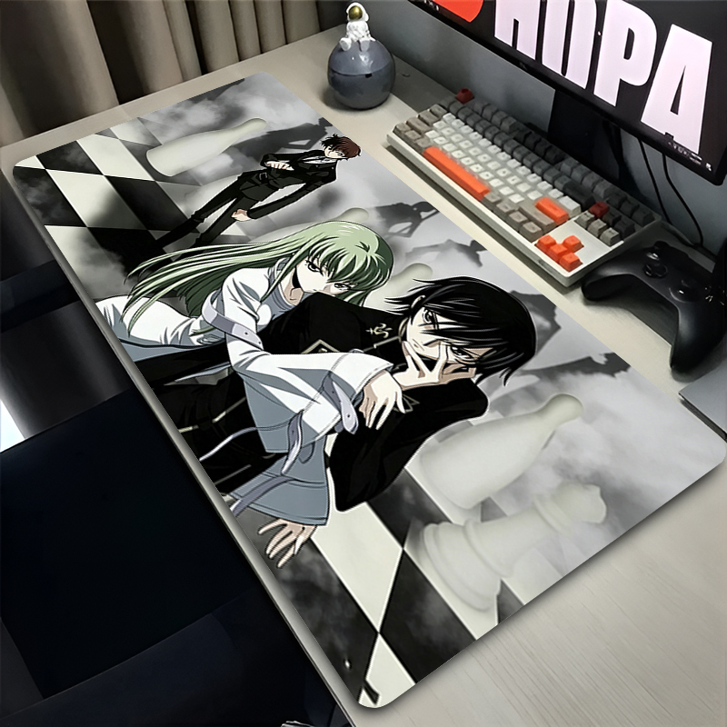 特大マウスパッド コードギアス ホワイトアニメ カーペット  - Desk Setup Essentials のレビューと価格