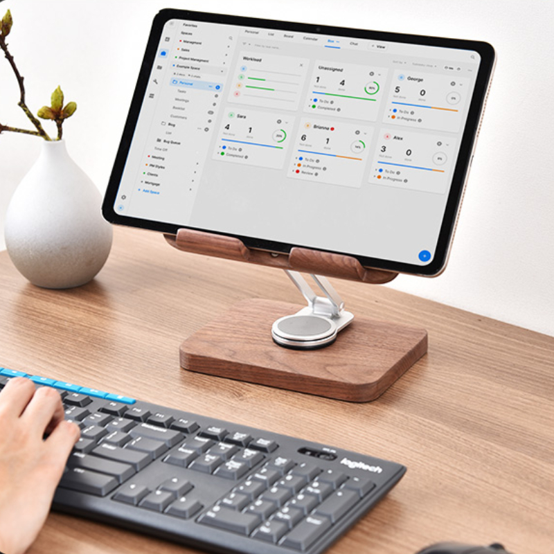 ブラックウォルナット製iPadスタンド（360度回転） °  - Desk Setup Black And Wood のレビューと価格