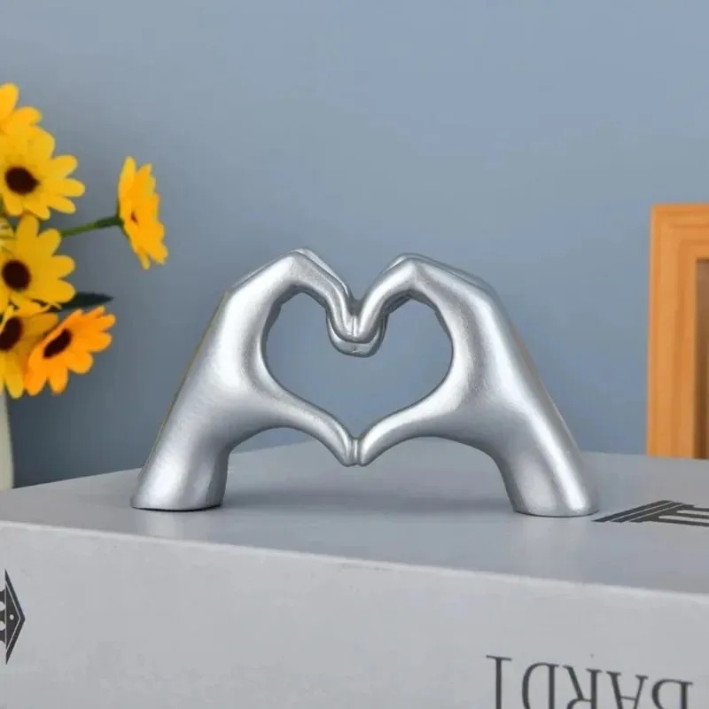 1個入り ハート型ハンドジェスチャー像 モダンな置物、デスク - Desk Setup Shelf のレビューと価格